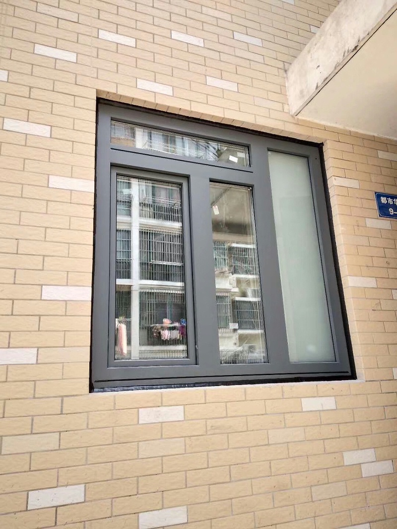 金湖都市華城鋁包木門窗外鋁實拍