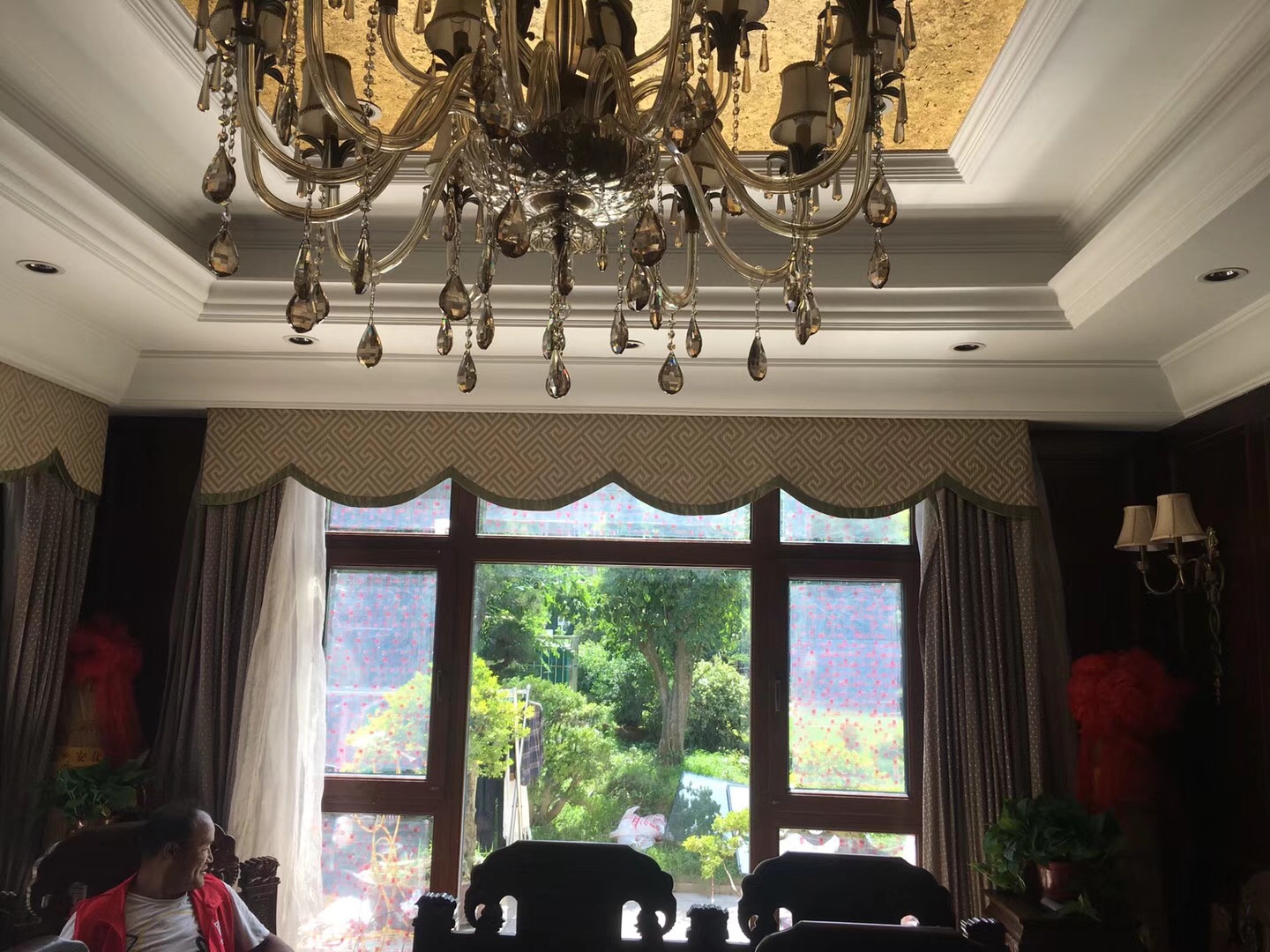 金堂木為碧桂園提供鋁包木門(mén)窗