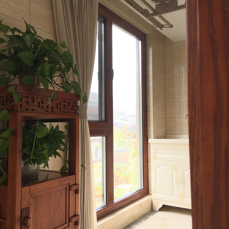 鋁包木門窗實(shí)拍